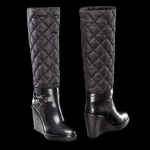Moncler New Cernobbio Black Quilted Leather Wedge Boots - Picture 1 of 11
